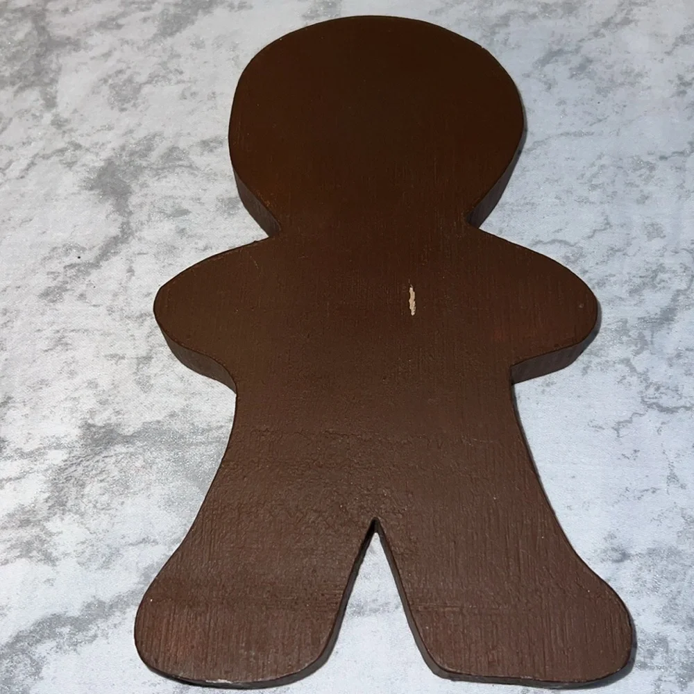 Vintage 1980s Set of 3 Wooden Hand Painted Gingerbread Family Stand Alone